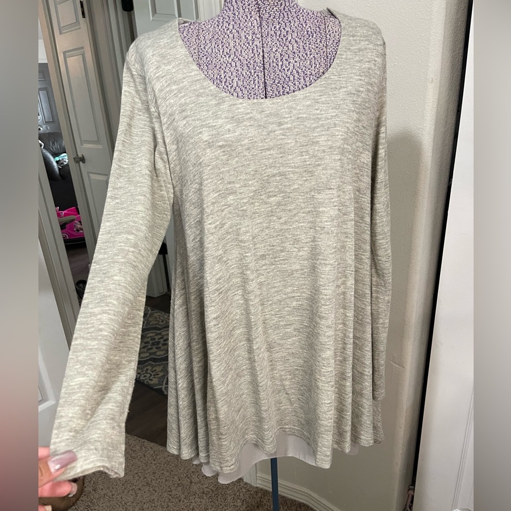 Umgee Heathered long sleeve Tunic Medium